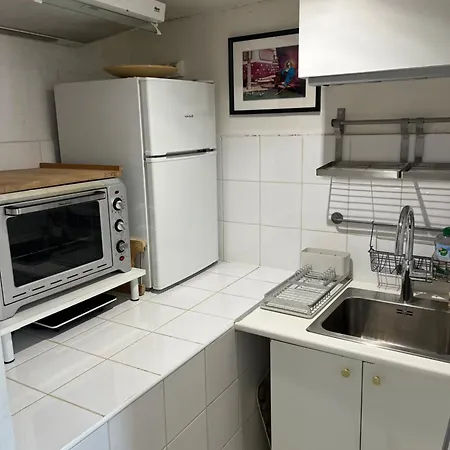 Joli Petit Duplex Lumineux Et Au Calme * Parigi