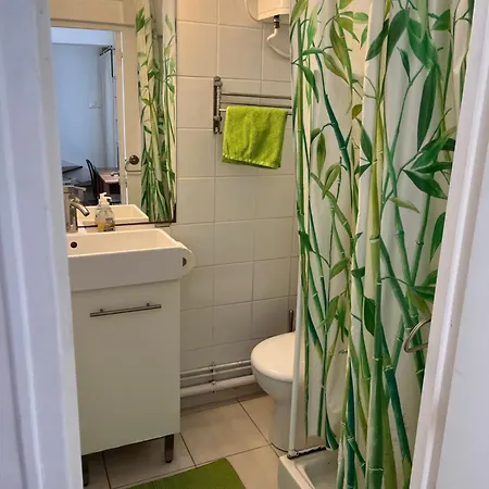 Joli Petit Duplex Lumineux Et Au Calme * Parigi